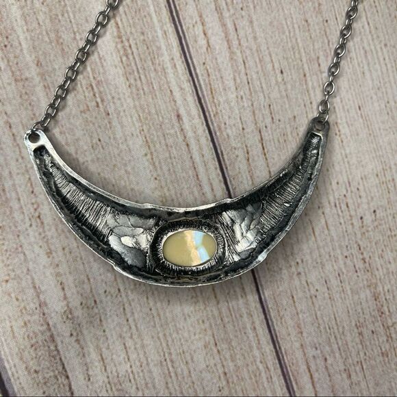 ZAD Necklace  - Picture 5 of 5